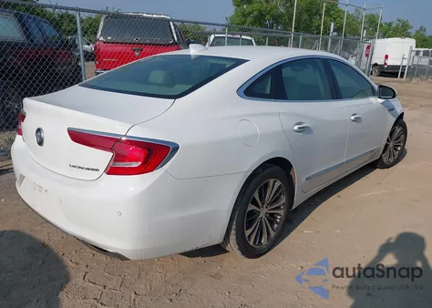 2018 Buick Lacrosse Essence z USA, uszkodzony, nr VIN 1G4ZP5SS0JU139467